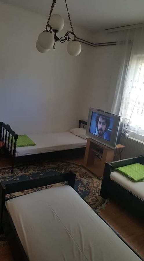 Гостевой дом Apartman Tomas Херцег-Нови-45