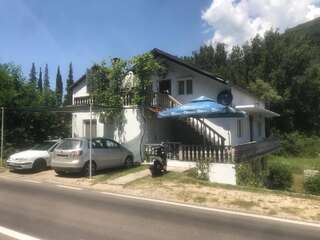 Гостевой дом Apartman Tomas Херцег-Нови Стандартные апартаменты-1