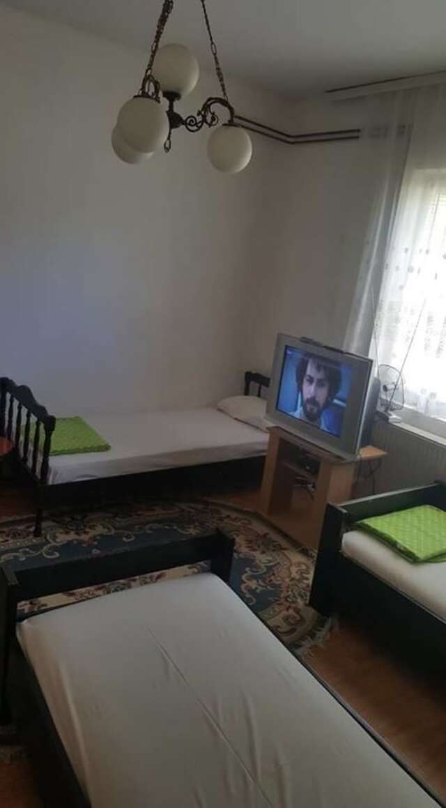 Гостевой дом Apartman Tomas Херцег-Нови-44